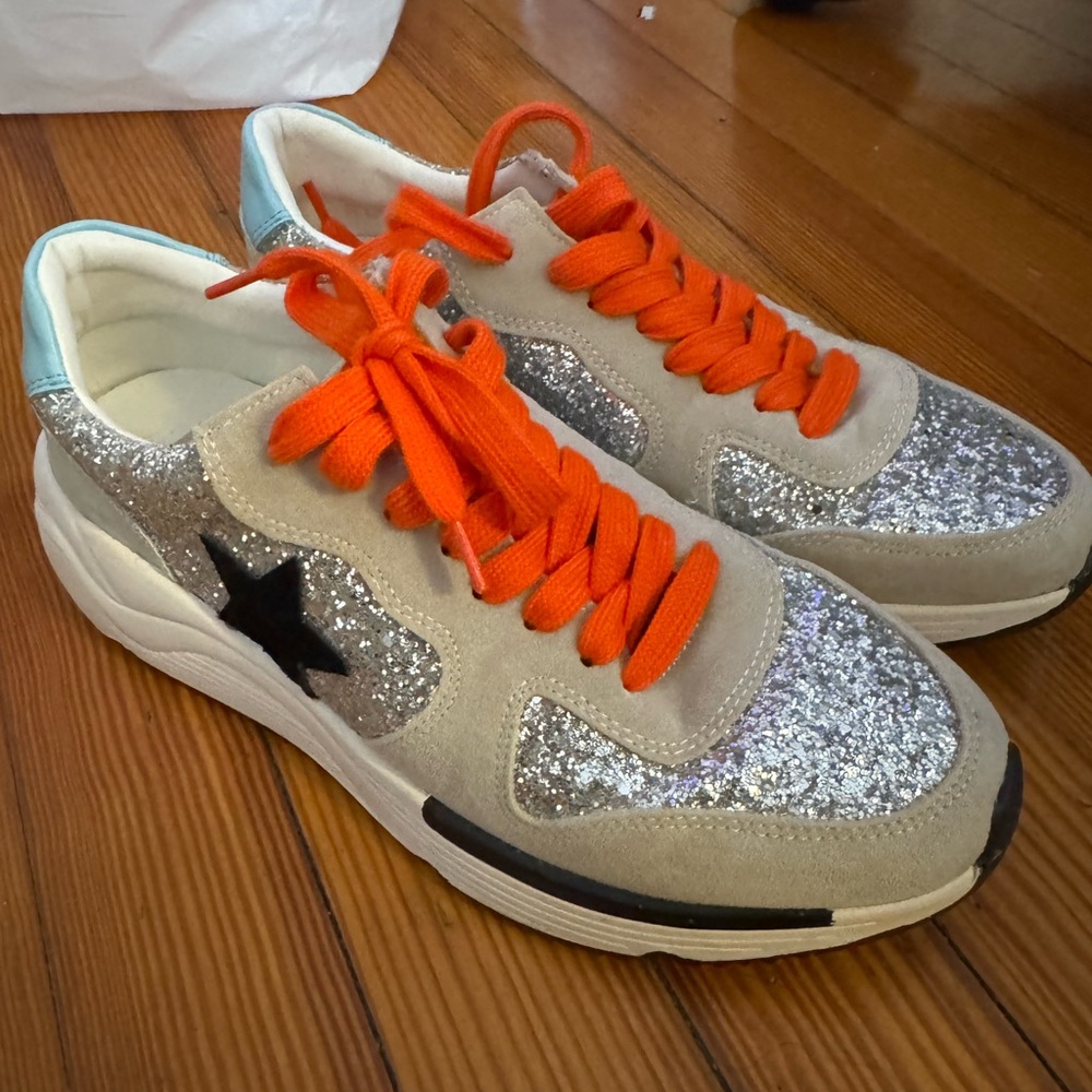 White Raven Quincy Glitter Sneaker - Picture 7 of 10